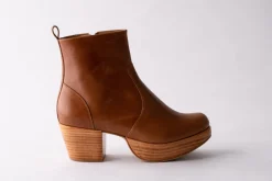 Outlet Fortress Charli Boot in Whiskey Brown Shoes