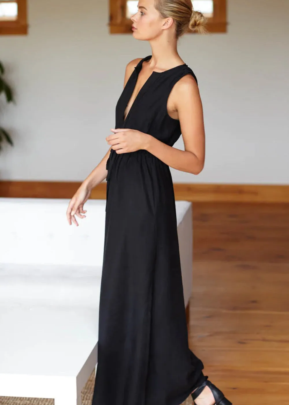 New Grecian Keyhole Dress in Black Dresses