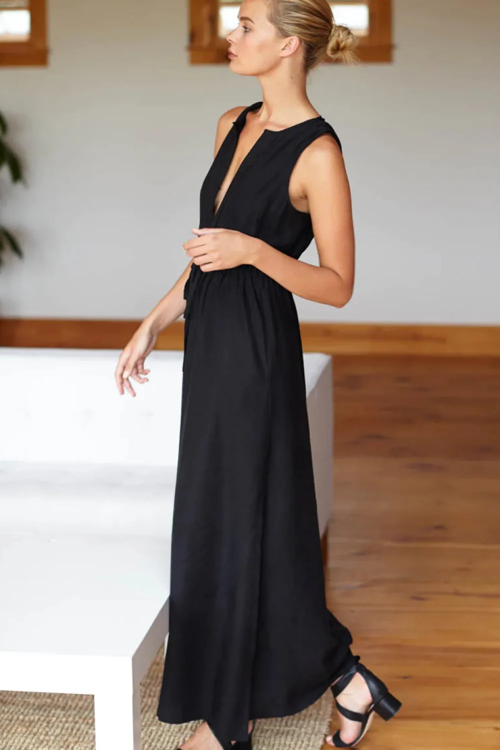 New Grecian Keyhole Dress in Black Dresses