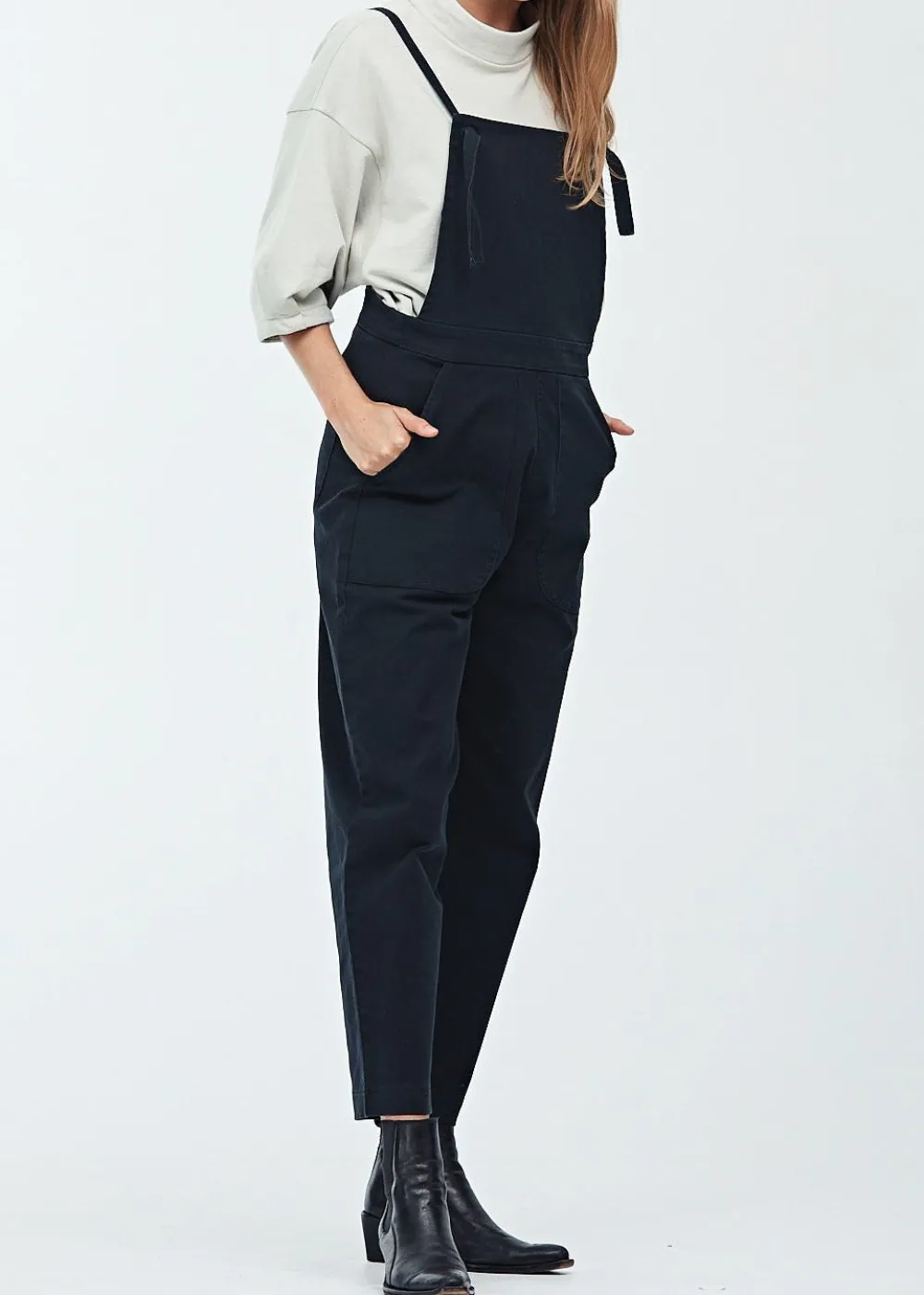 Fashion Loup Knot Overalls l Black Bottoms