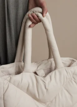 Best Summum Quilted Leather Puffy Shoulder Bag Cream Accessories